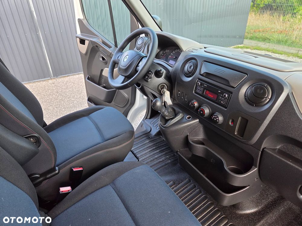 Renault Master - 24
