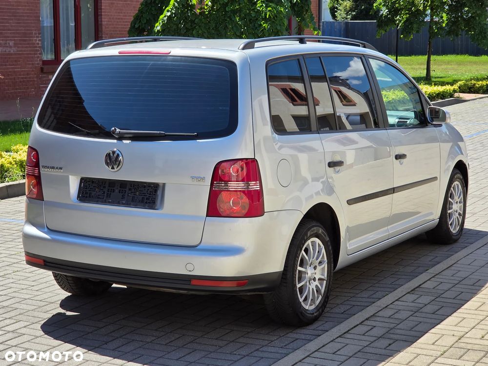 Volkswagen Touran 1.9 TDI DPF Blue Motion Trendline - 5