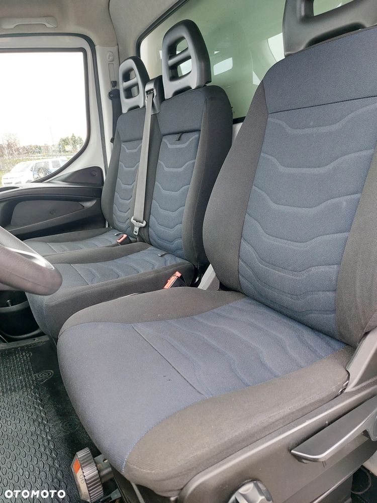 Iveco 35C/ silnik 3.0/ winda Dholandia 750 kg/ Francja - 16