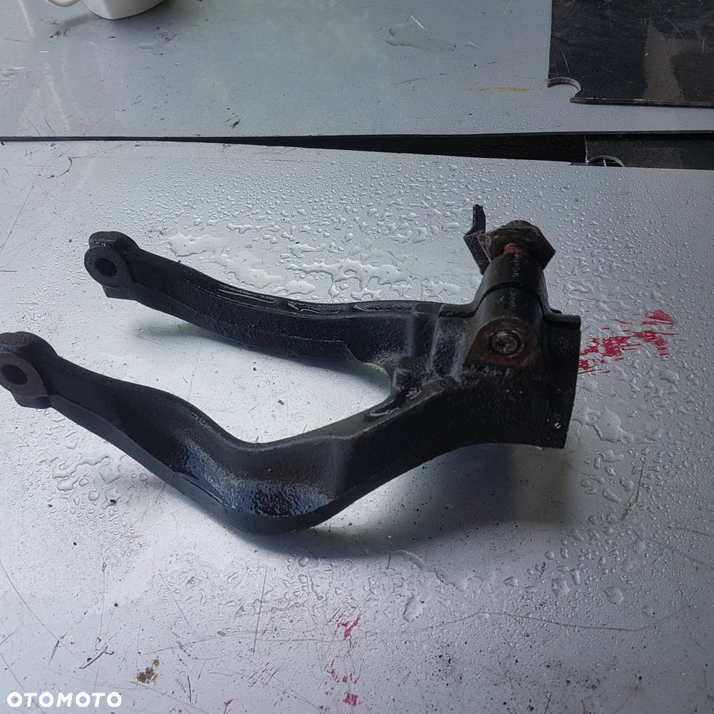 widelec widły mocowanie aluminiowy żeliwny przód amortyzator sprężyna alfa romeo 147 156 przód Posiadam prawie wszystkie części do tego modelu - 17
