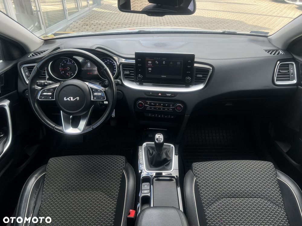 Kia Ceed 1.5 T-GDI L - 28
