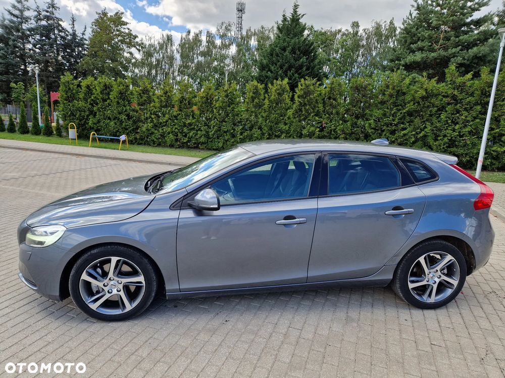 Volvo V40 D2 Geartronic Momentum - 8