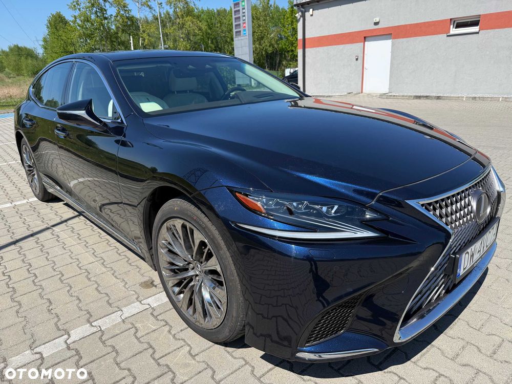Lexus LS - 4