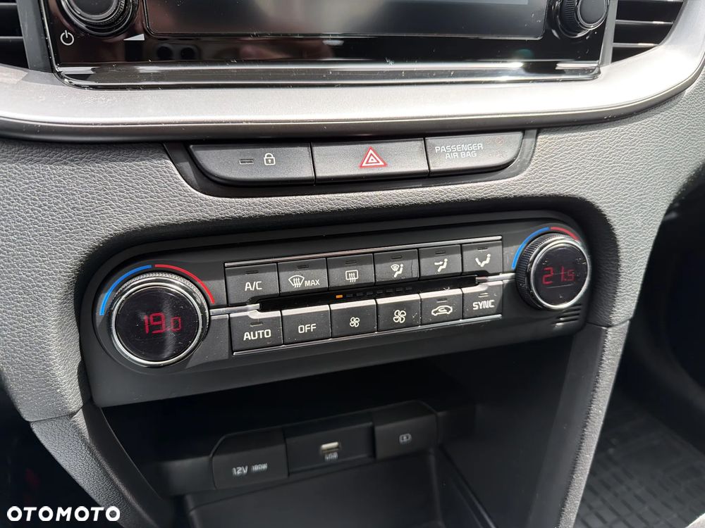Kia Ceed 1.6 CRDi SCR L Business Line - 25