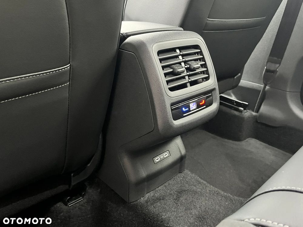 Volkswagen T-Roc 1.5 eTSI Style DSG - 14