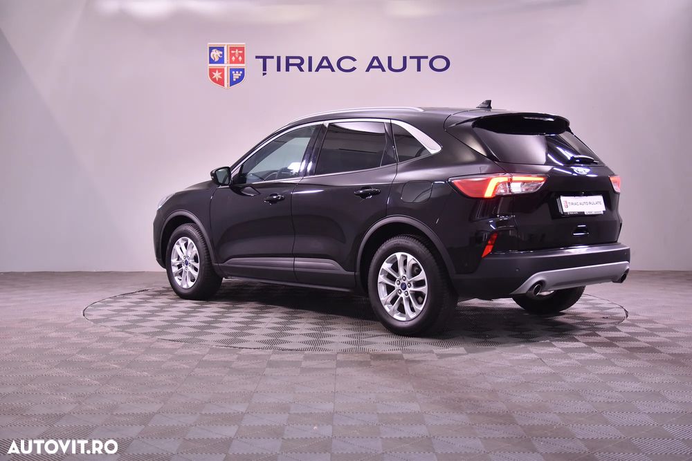 Ford Kuga - 3