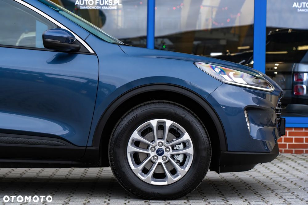 Ford Kuga 2.5 FHEV FWD Titanium X - 12