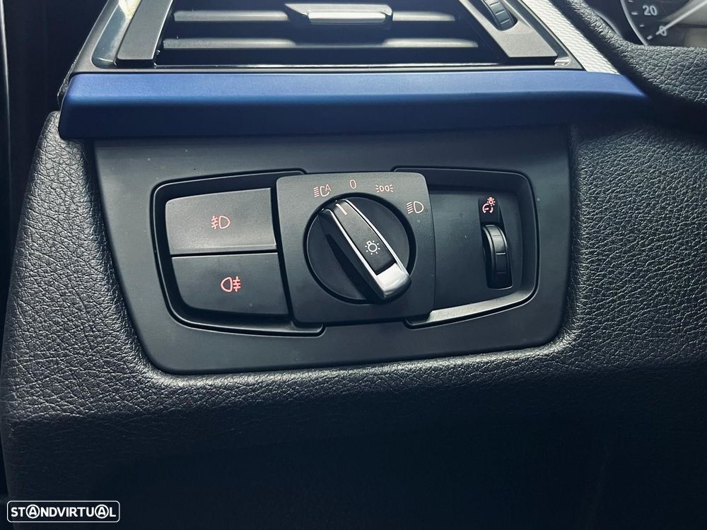 BMW 418 Gran Coupé d Pack M - 32