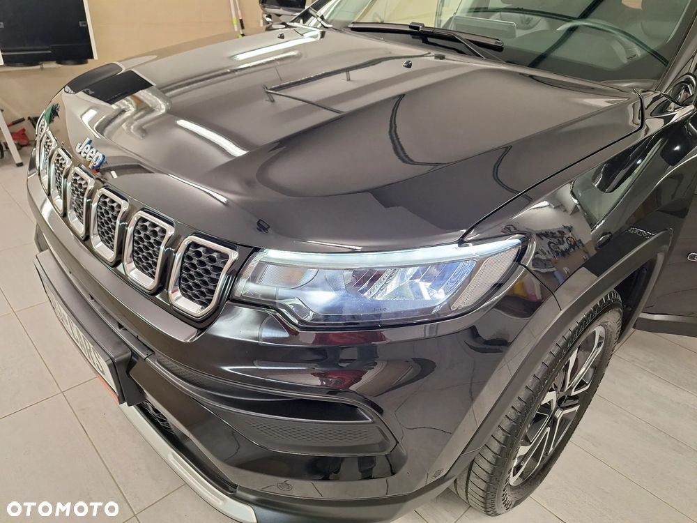 Jeep Compass 1.3 T4 4xe PLUG-IN HYBRID Automatik Limited - 40