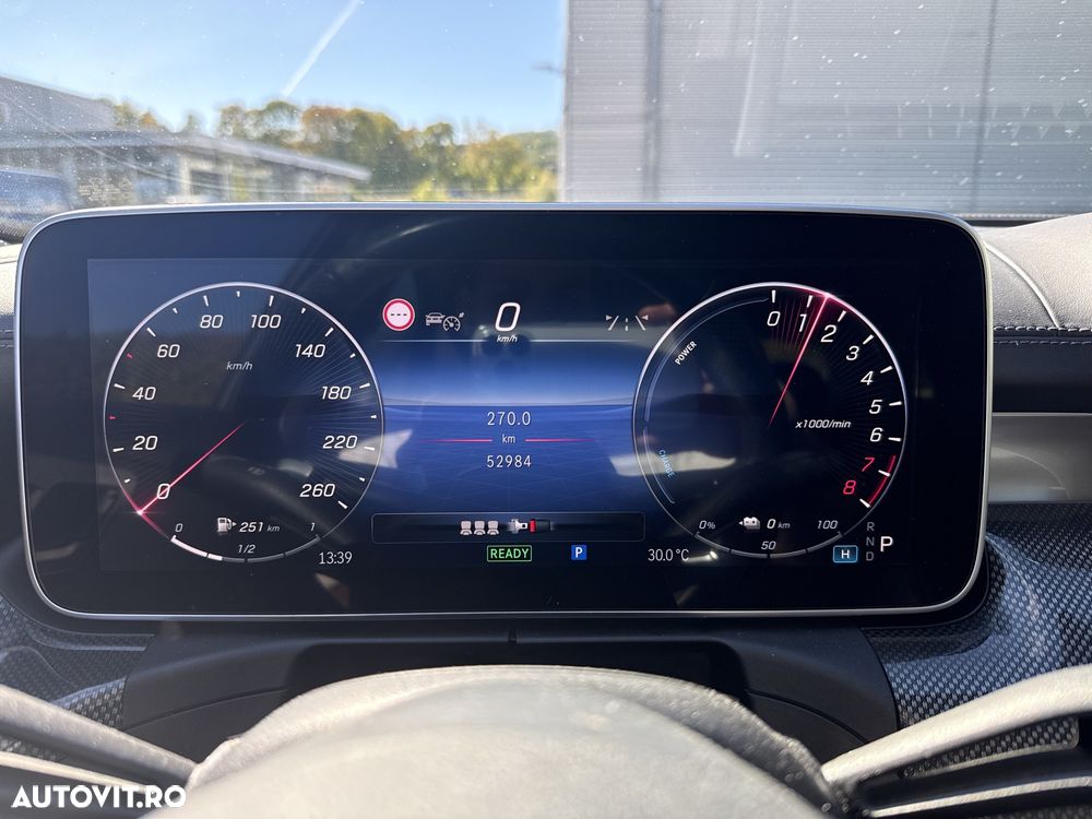 Mercedes-Benz C 300 e 4MATIC 9G-TRONIC AMG Line - 9