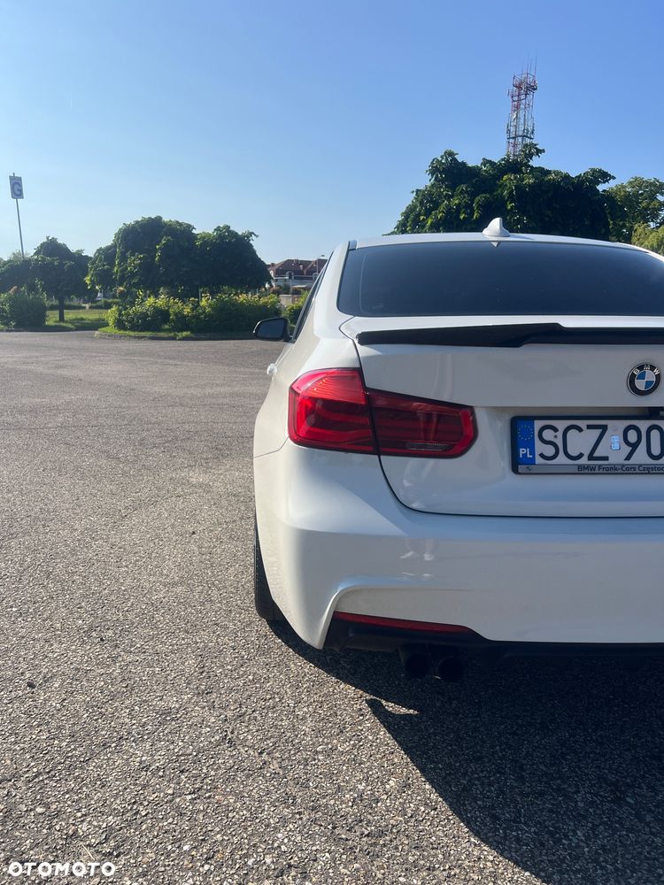 BMW Seria 3 328i - 13