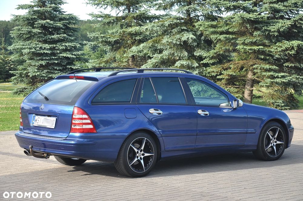 Mercedes-Benz Klasa C 280 7G-TRONIC Classic Sport Edition - 16