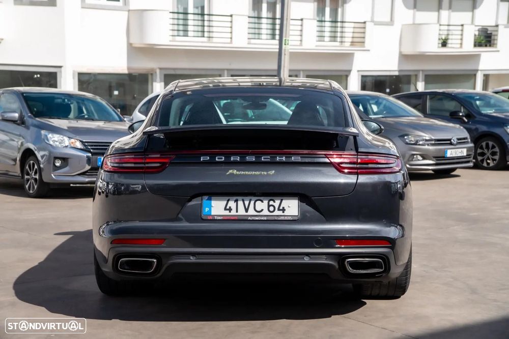 Porsche Panamera 4 E-Hybrid Platinum Edition - 7