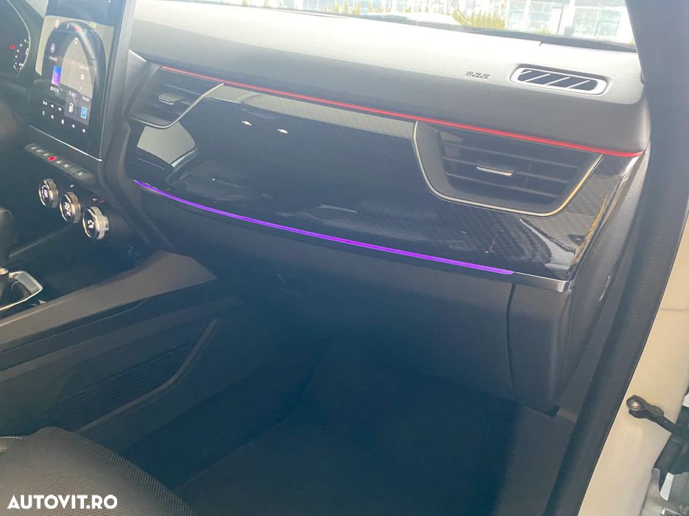 Renault Arkana TCe Mild Hybrid 160 EDC R.S. LINE - 10