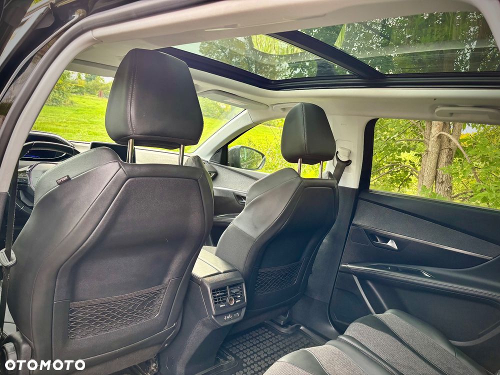 Peugeot 5008 1.5 BlueHDi Allure S&S EAT8 - 26