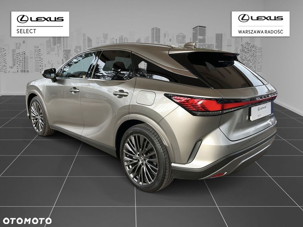Lexus RX 450h+ Omotenashi - 5