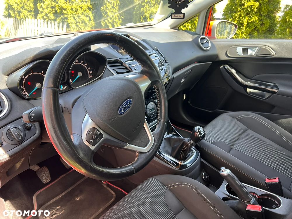 Ford Fiesta 1.5 TDCi Celebration - 16