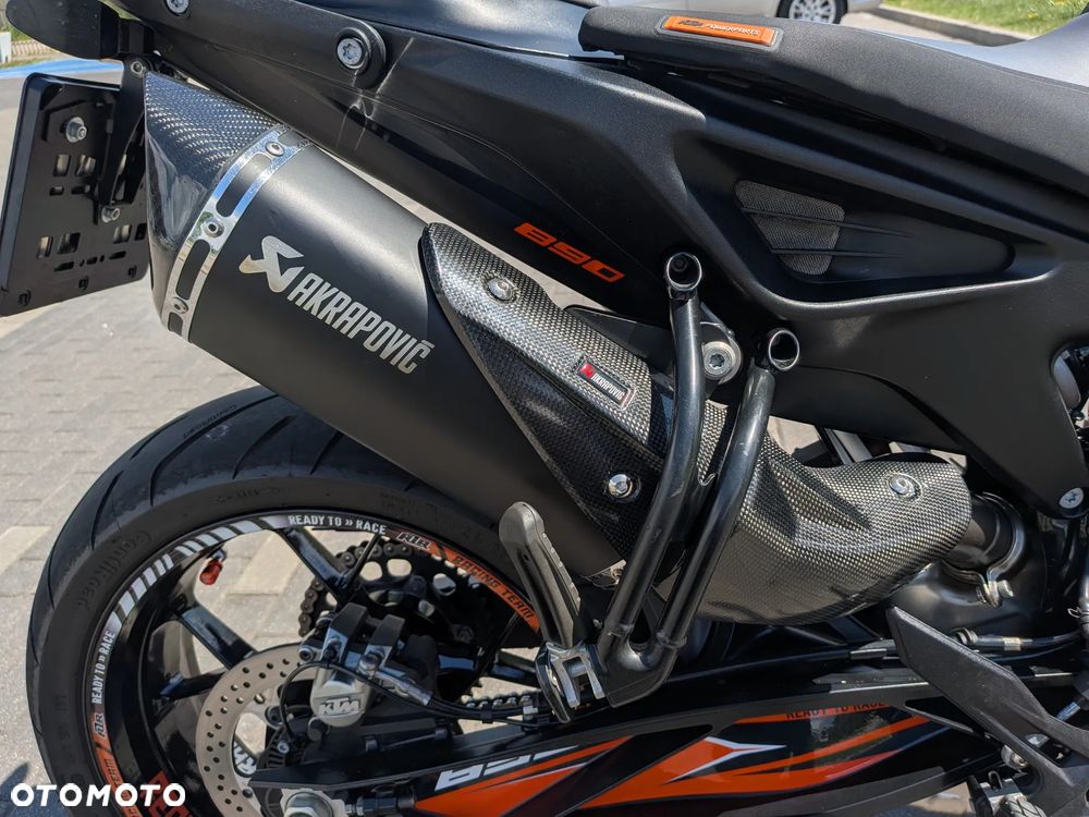 KTM DUKE 890 - 11