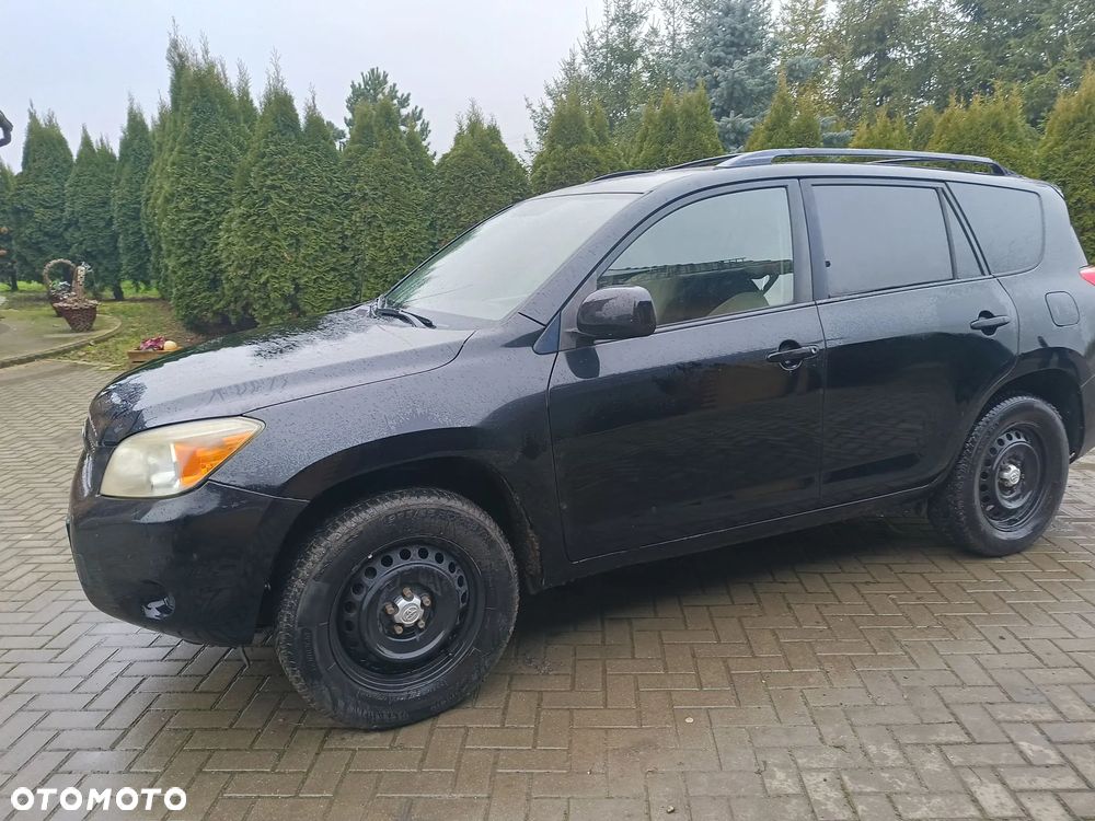 Toyota RAV4 - 5