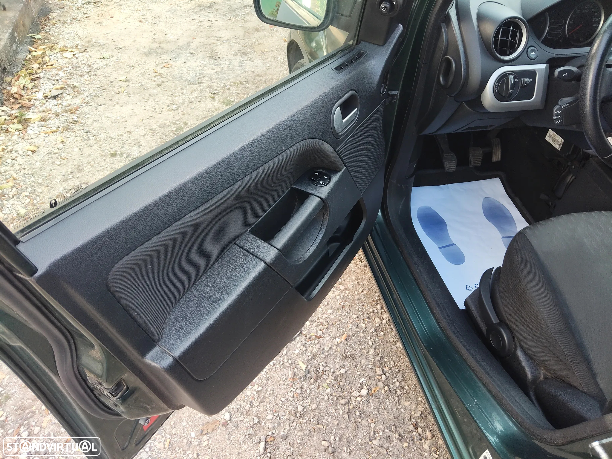 Ford Fiesta 1.25 Trend - 9