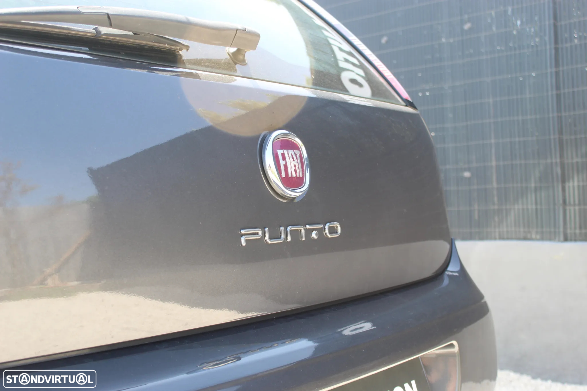 Fiat Punto 1.3 M-Jet Lounge S&S - 28