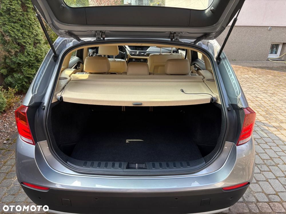 BMW X1 xDrive25i - 4