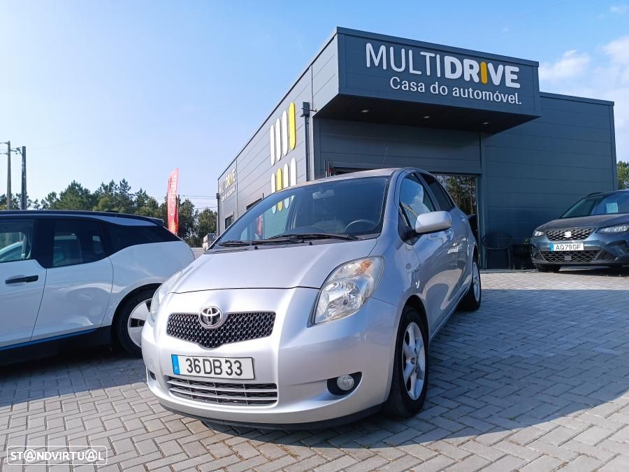 Toyota Auris 1.4 D-4D - 1