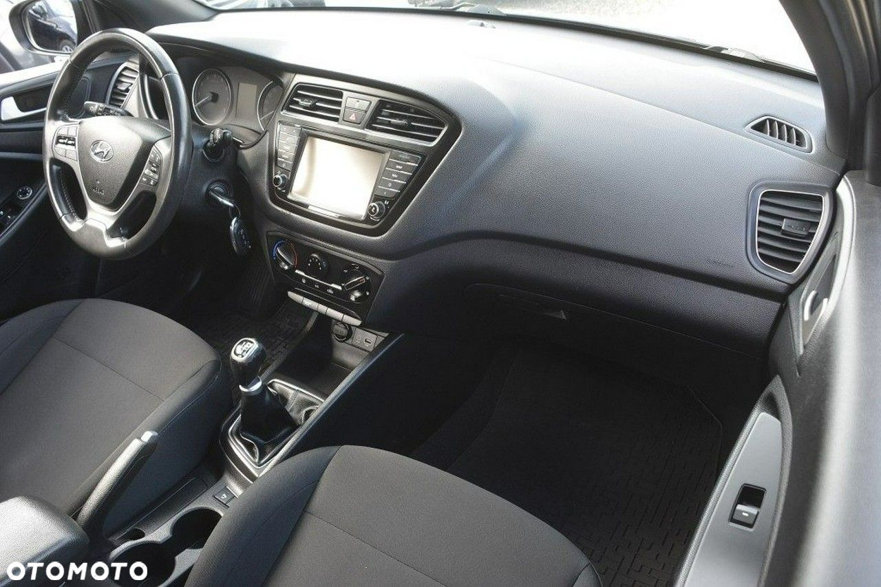 Hyundai i20 1.2 BlueDrive Go - 13