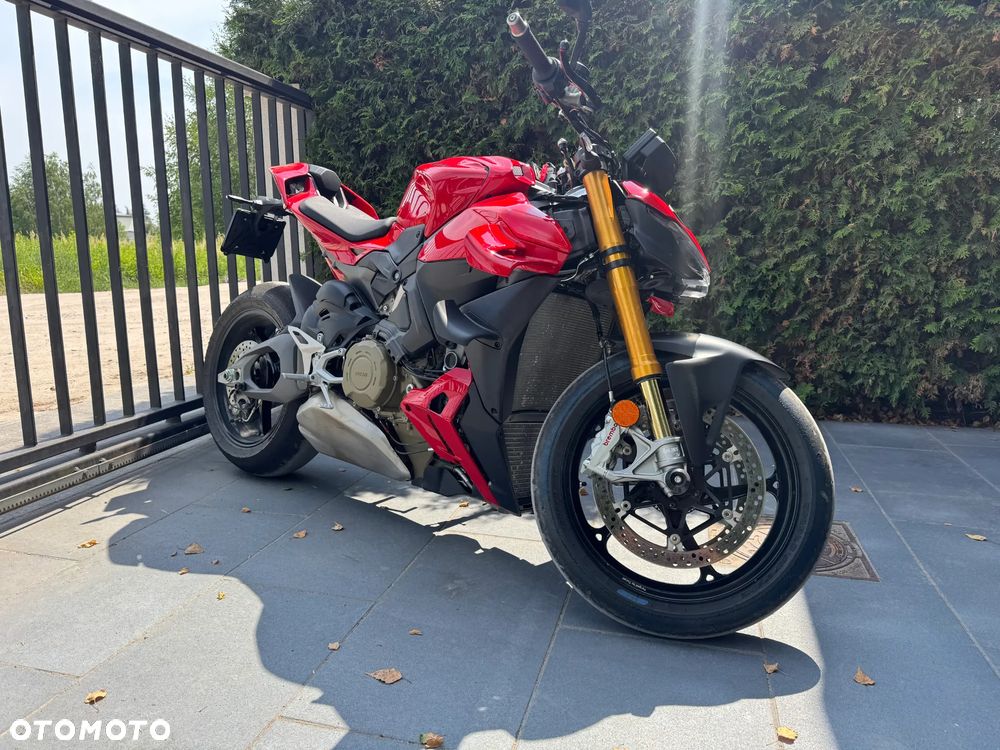 Ducati Streetfighter V4 - 1