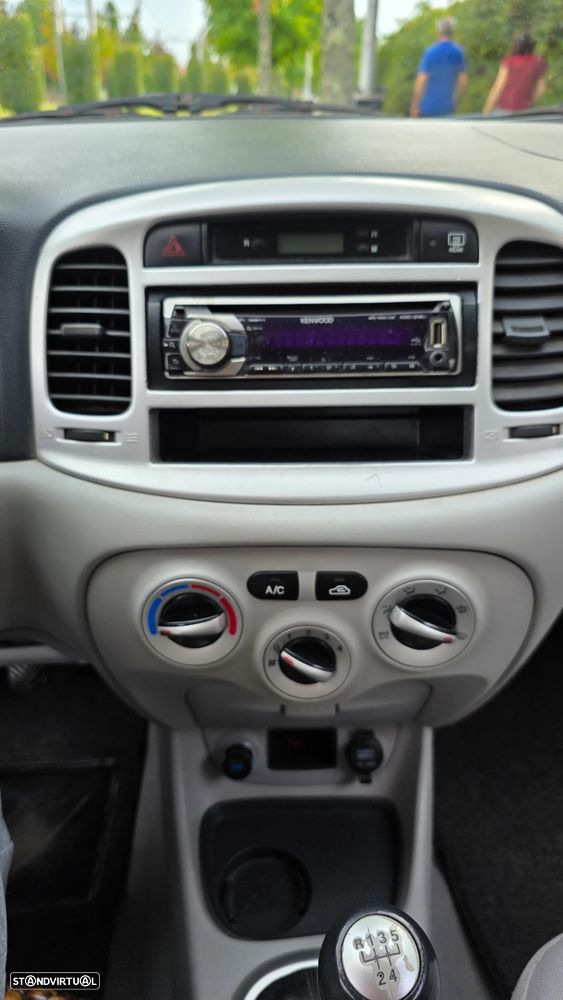 Hyundai Accent - 11