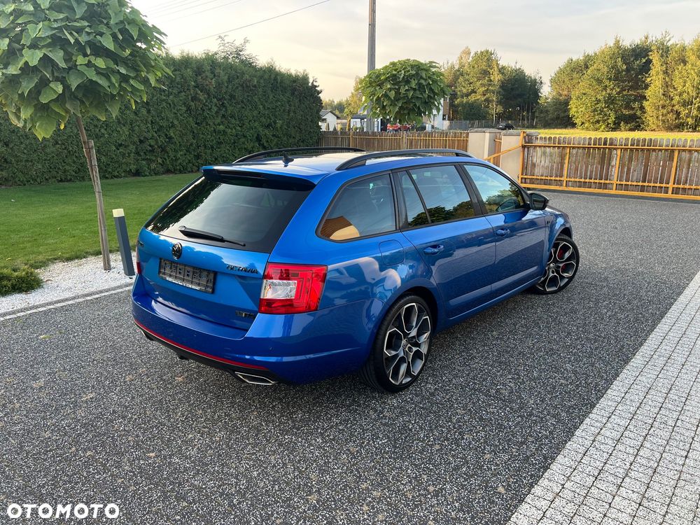 Skoda Octavia 2.0 TDI RS DSG - 3