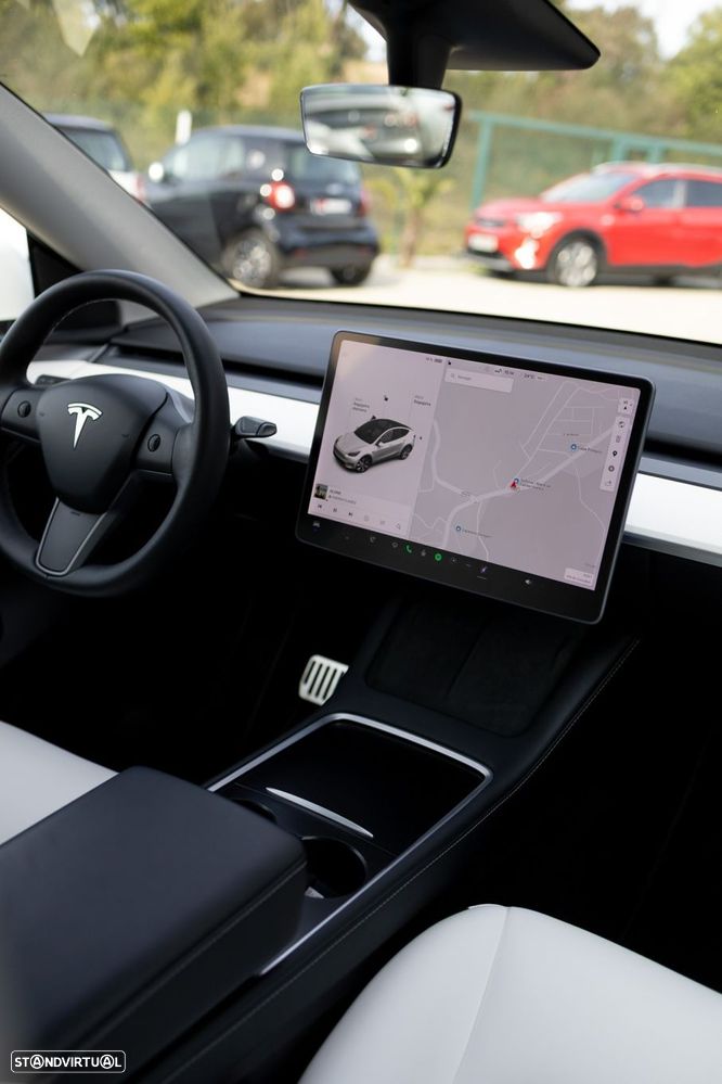 Tesla Model Y Long Range Tração Integral - 28