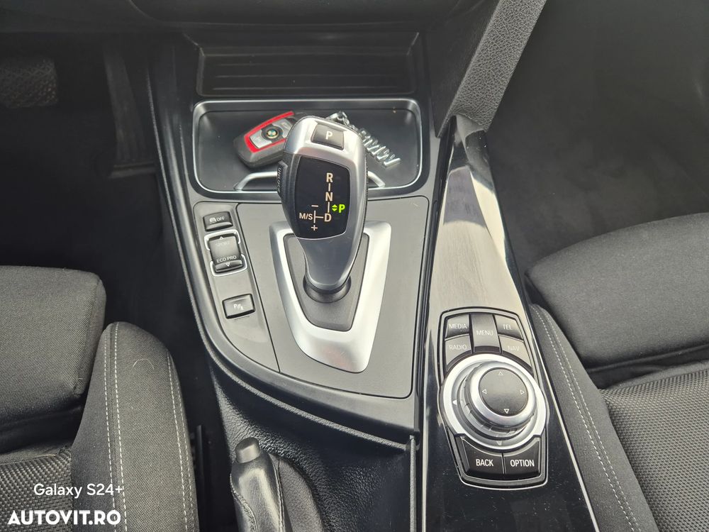 BMW Seria 3 320d xDrive Aut. Luxury Line - 9