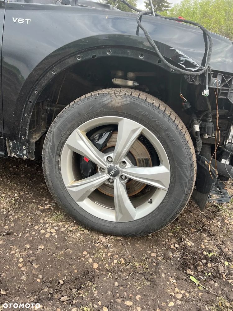 Audi SQ5 - 30