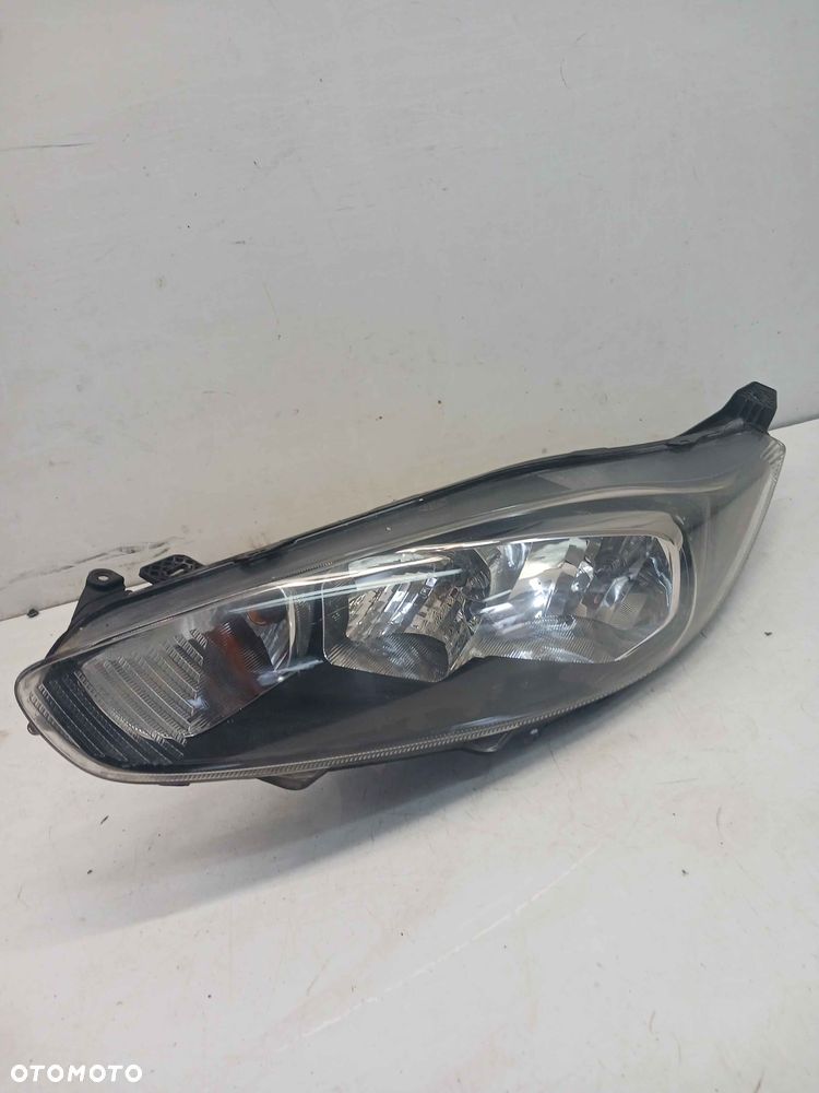 + LAMPA PRZOD PRZEDNIA LEWA FORD FIESTA VII 7 MK.7 LIFT FL CIEMNA