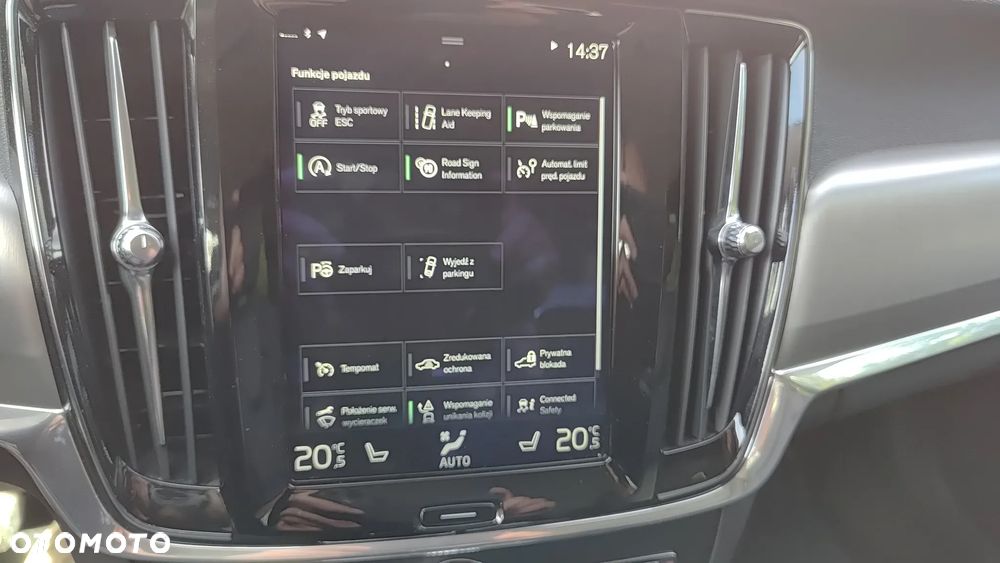 Volvo S90 D4 Momentum - 17