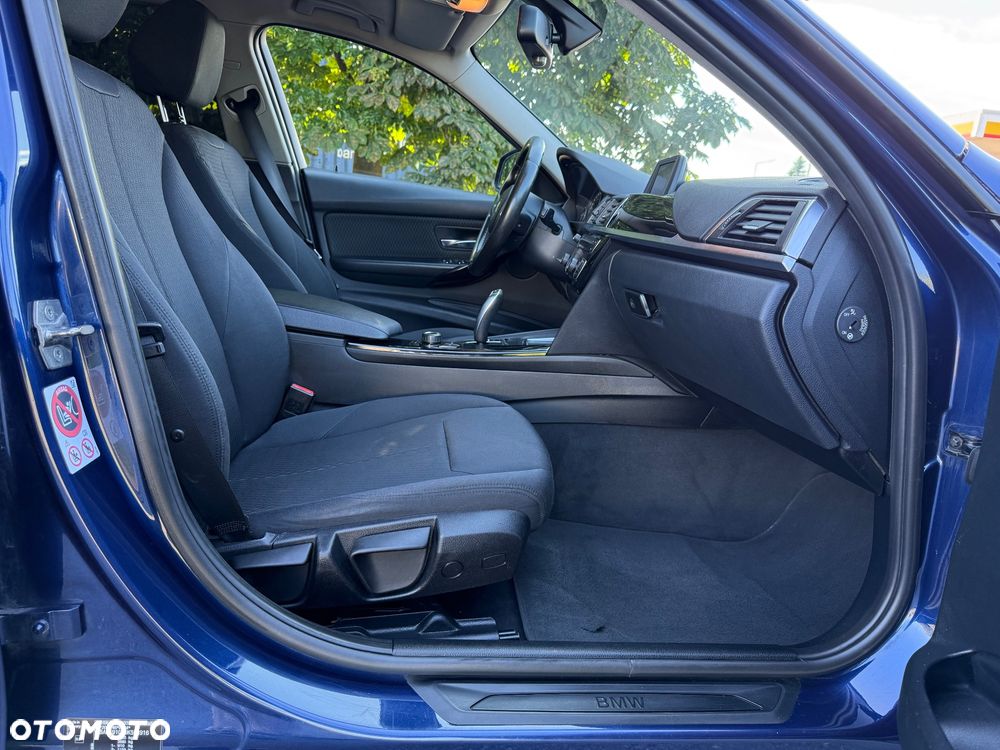 BMW Seria 3 316d Advantage - 31