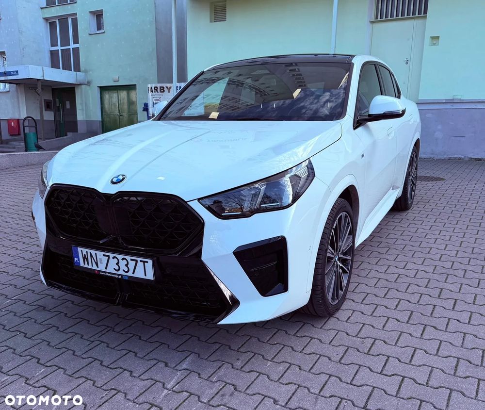 BMW X2 - 18