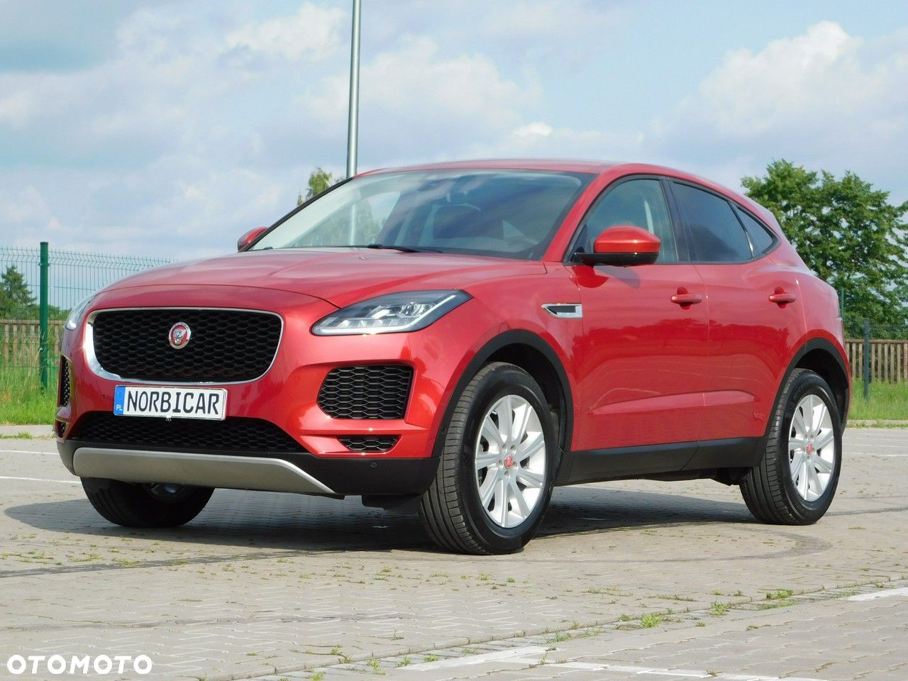 Jaguar E-Pace - 1