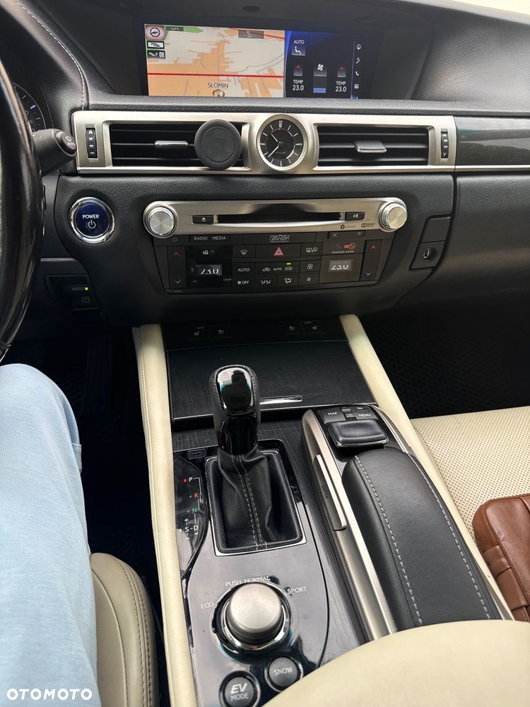 Lexus GS - 19