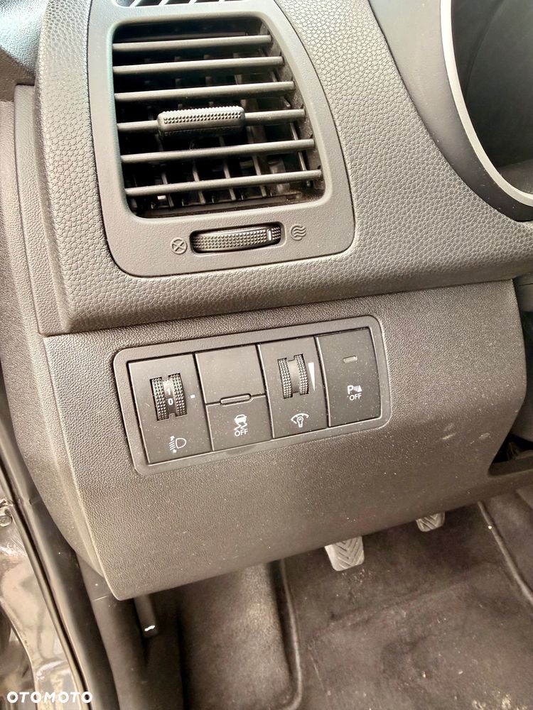 Kia Venga 1.4 S - 24