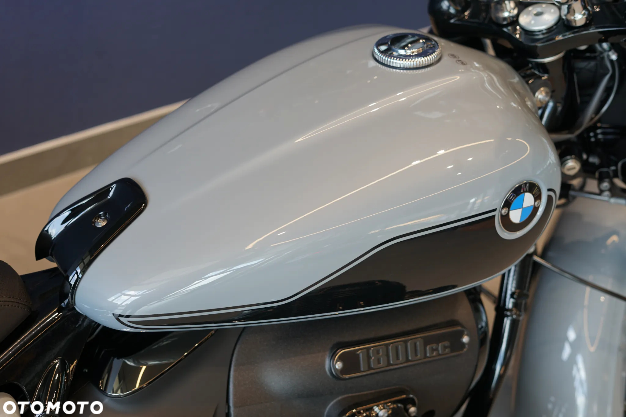 BMW R - 19