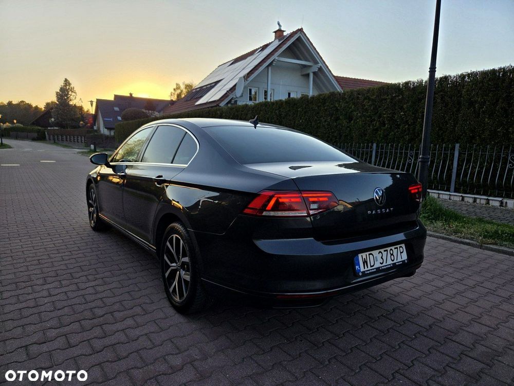 Volkswagen Passat 2.0 TDI SCR Highline DSG - 4