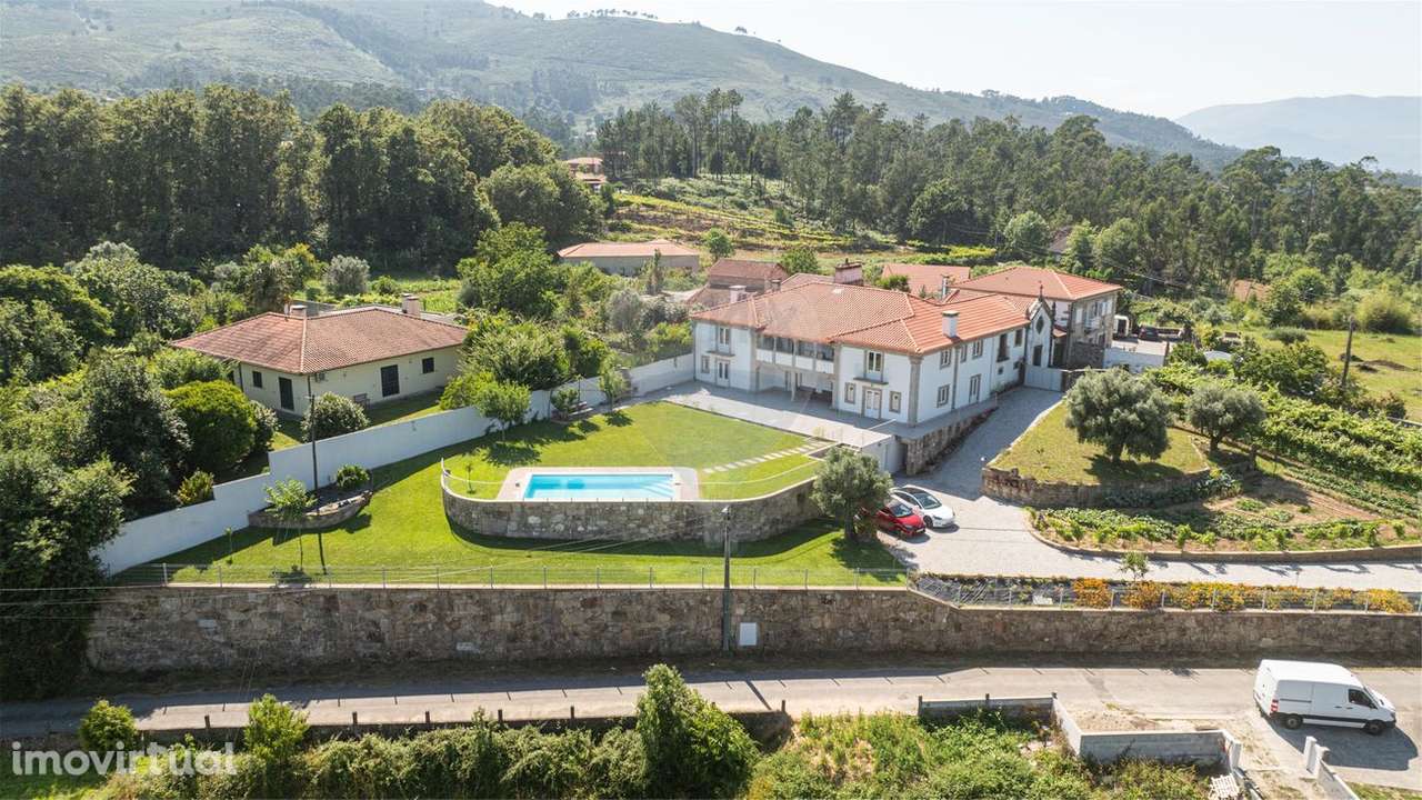 Moradia T4 para venda - Grande imagem: 2/50