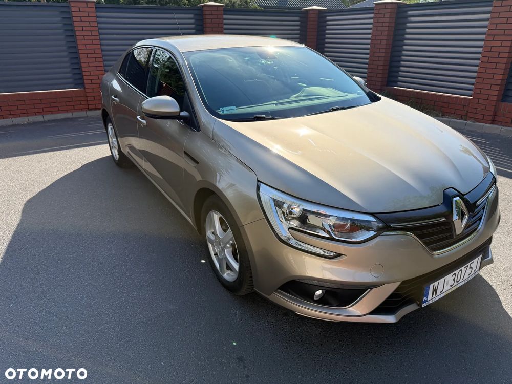 Renault Megane 1.6 SCe Zen - 8