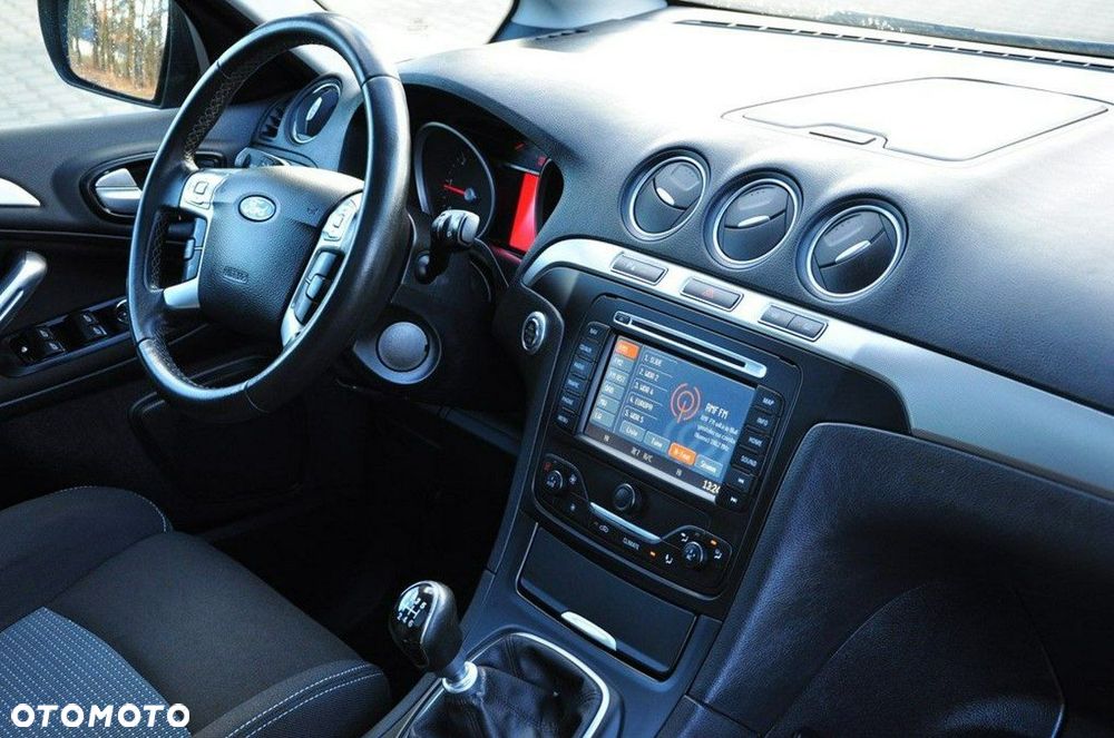 Ford S-Max 2.0 TDCi DPF Titanium X - 30