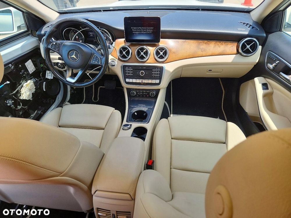Mercedes-Benz GLA 250 4Matic 7G-DCT Peak Edition - 9