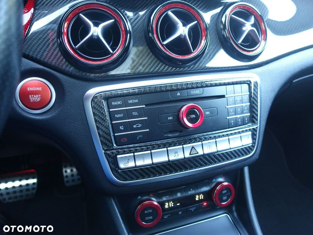 Mercedes-Benz CLA AMG 45 4Matic AMG Speedshift DCT 7G AMG Night Edition - 29