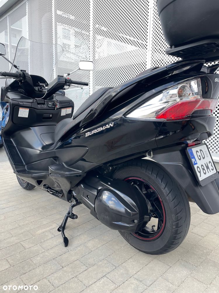 Suzuki Burgman - 5