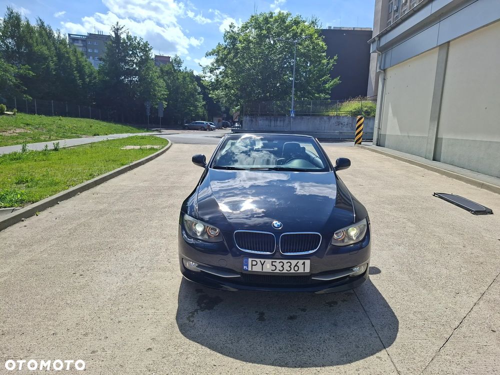 BMW Seria 3 320i - 16